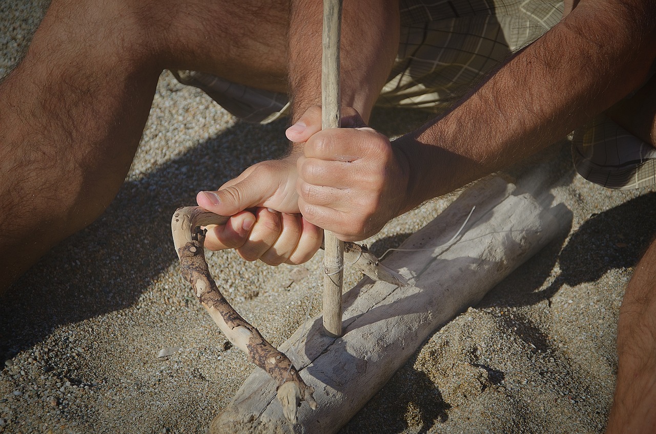 découvrez les meilleures astuces et techniques de survie pour affronter les situations critiques en pleine nature. apprenez à construire des abris, trouver de la nourriture, et naviguer dans des environnements hostiles. préparez-vous à survivre grâce à nos conseils pratiques et nos guides détaillés.