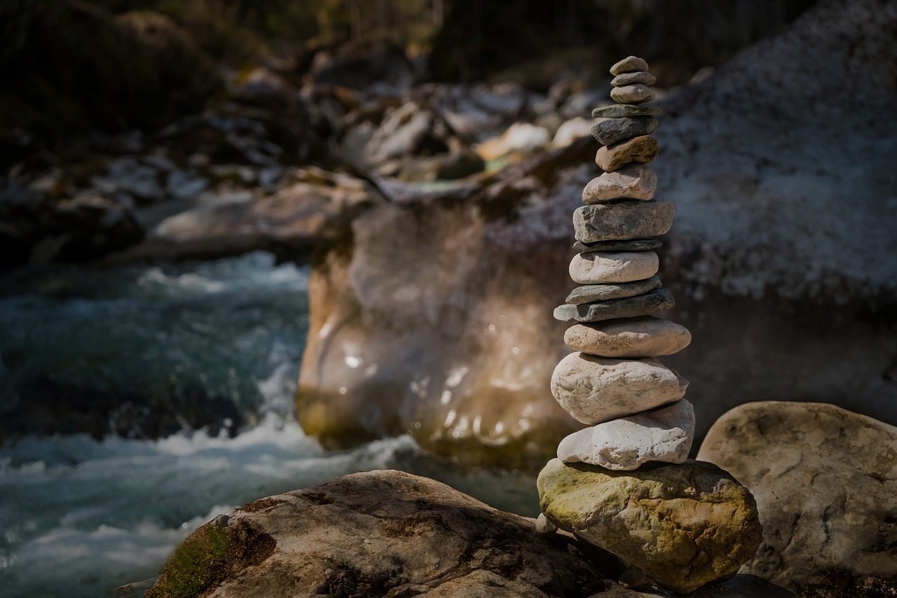 découvrez les bienfaits de la méditation pour apaiser votre esprit, réduire le stress et améliorer votre bien-être général. rejoignez-nous pour explorer différentes techniques et approches de méditation adaptés à tous les niveaux.