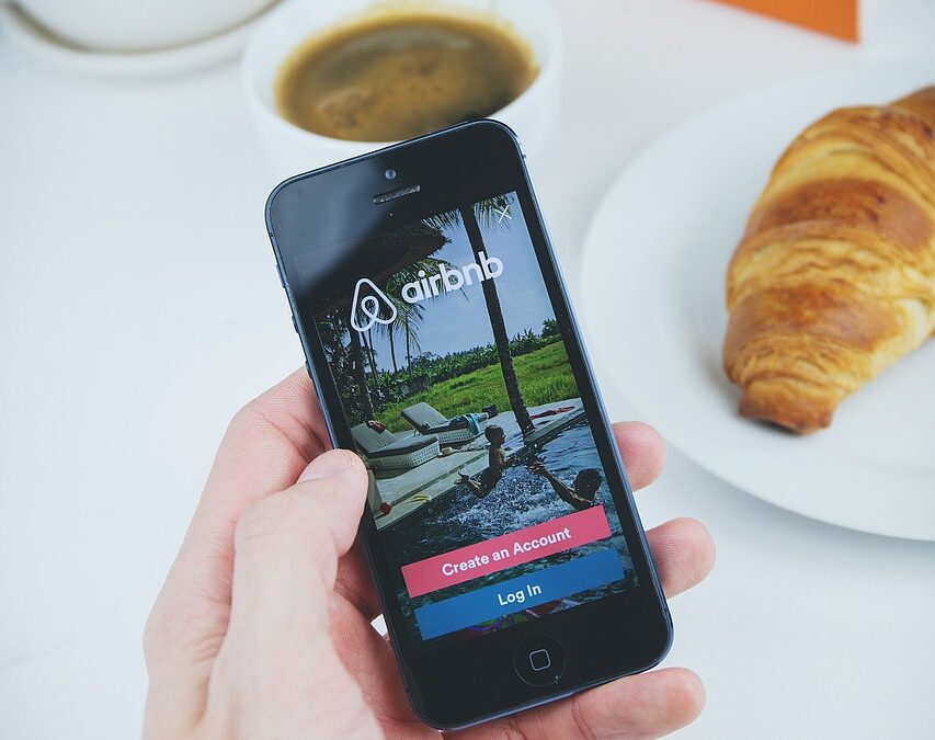 Airbnb : comment trois jeunes ont révolutionné un secteur et fait fortune