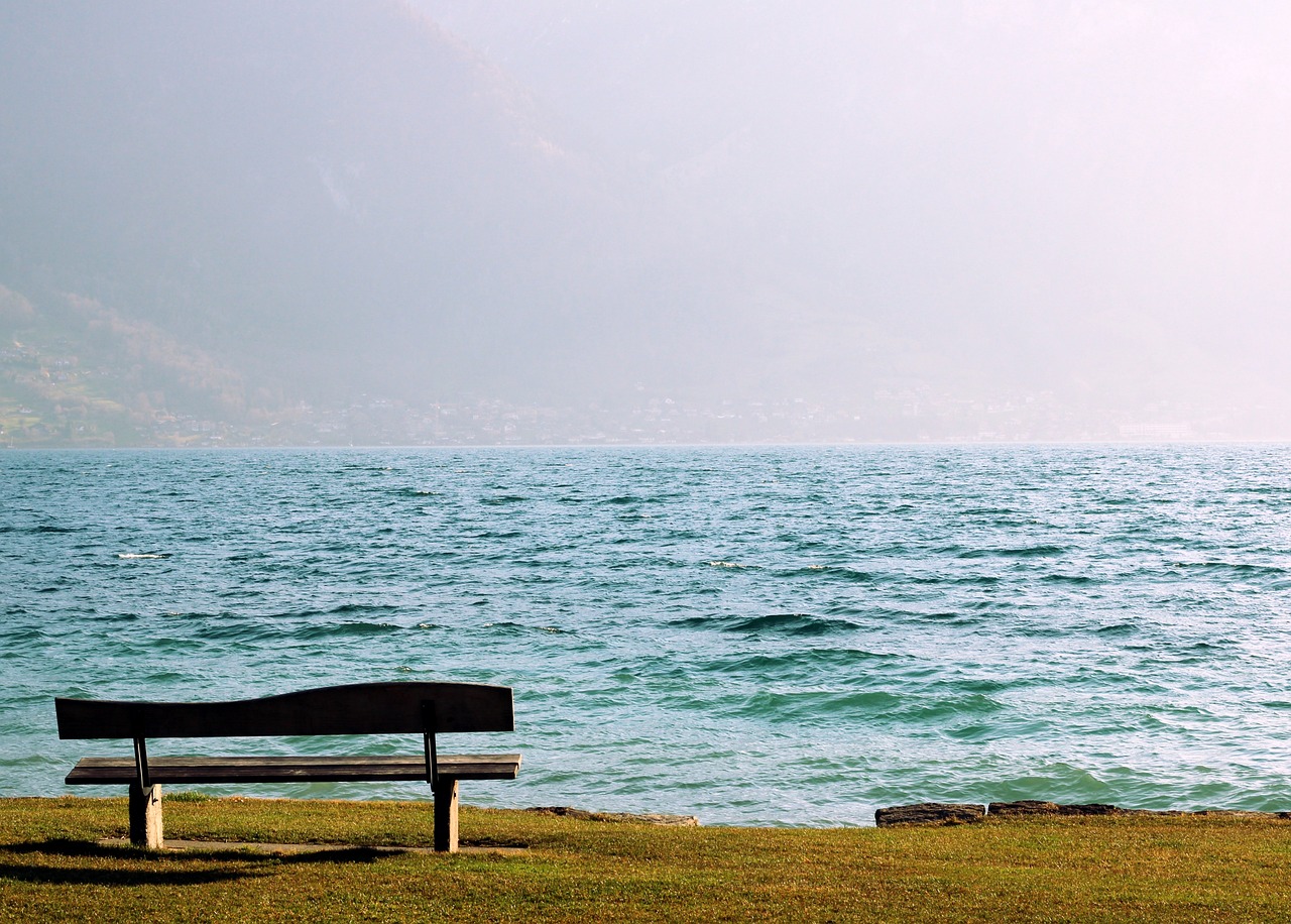 découvrez l'essence de la tranquillité avec notre guide sur la calme. apprenez des techniques pour apaiser votre esprit, réduire le stress et cultiver un environnement serein dans votre vie quotidienne.