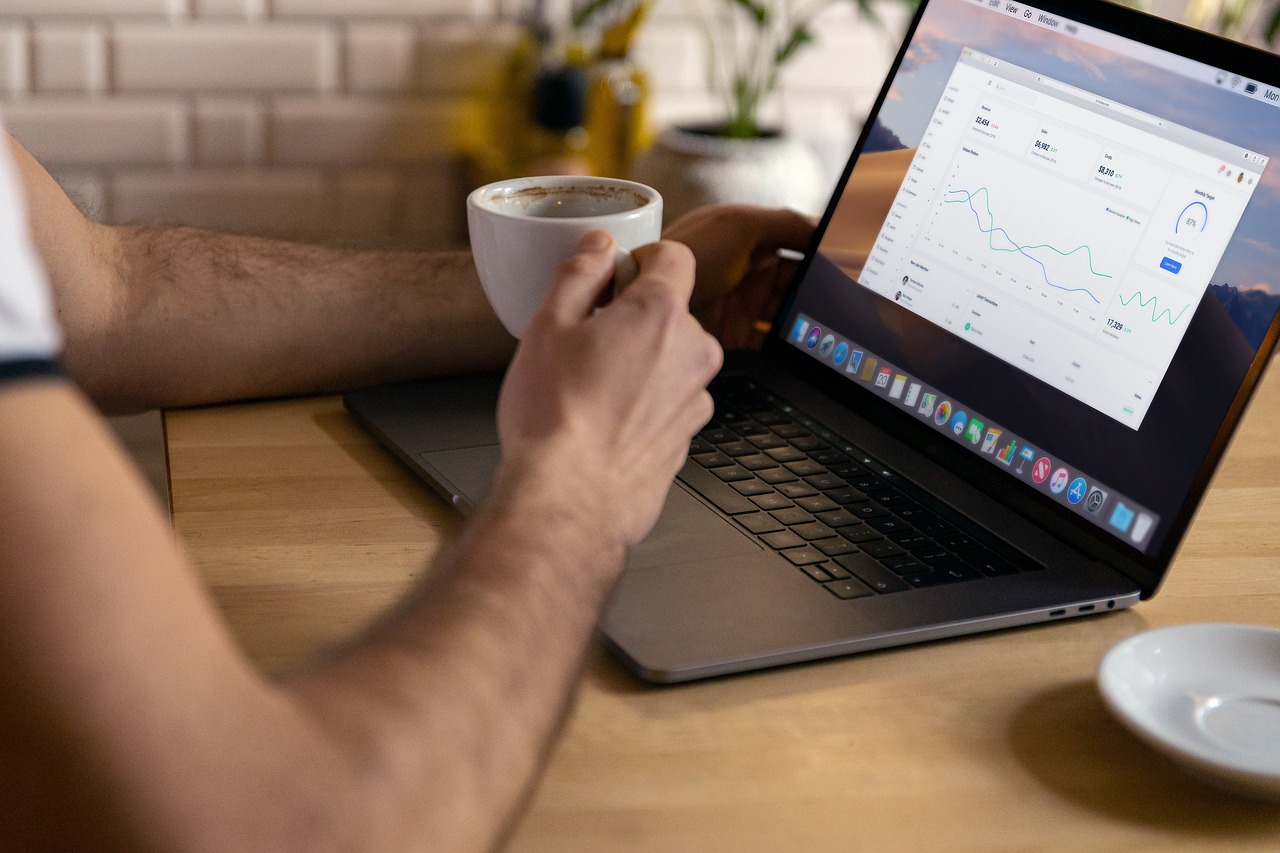 découvrez le monde du freelance : travaillez de manière autonome, développez vos compétences et trouvez des projets passionnants. explorez les opportunités offertes par le statut de freelance pour une carrière flexible et épanouissante.