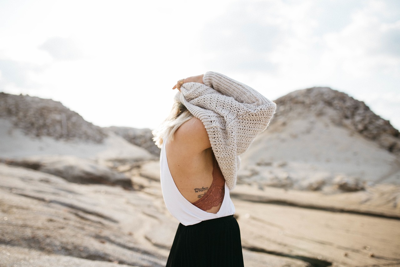 explorez le concept d'acceptation de son corps, un mouvement positif qui encourage l'amour de soi et l'acceptation des différences physiques. découvrez des conseils, des témoignages inspirants et des ressources pour embrasser votre unicité et promouvoir une image corporelle saine.