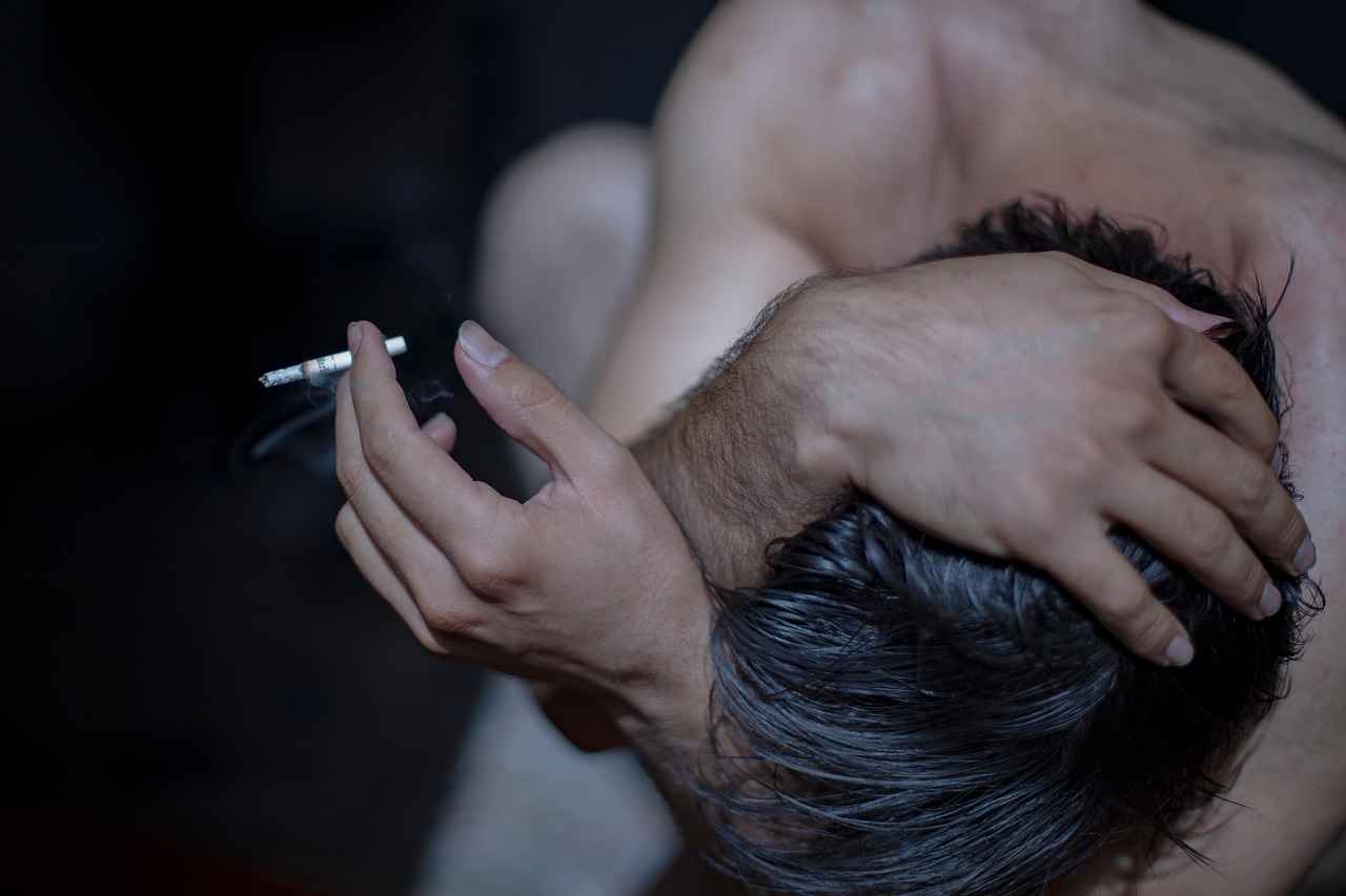découvrez l'importance de gérer la dépendance émotionnelle dans vos relations. apprenez à reconnaître les signes, à comprendre ses impacts et à développer des stratégies pour favoriser l'autonomie affective.