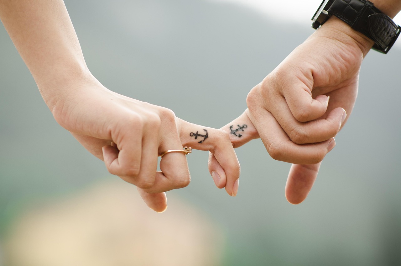découvrez les clés d'une relation épanouissante et harmonieuse. apprenez à communiquer efficacement, à renforcer votre complicité et à surmonter les défis pour construire un lien solide et durable.