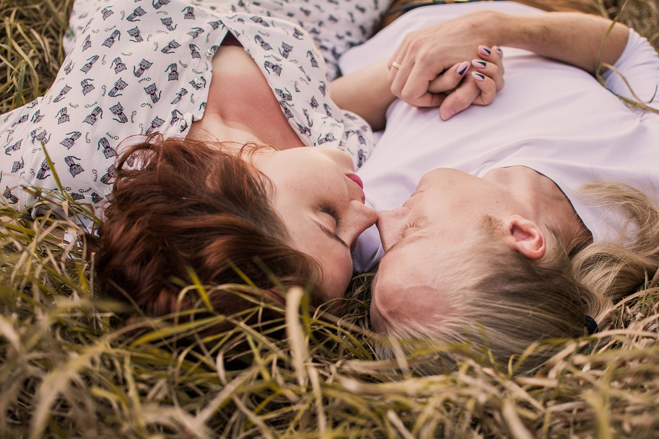 découvrez les clés d'une relation épanouissante : communication, confiance et respect mutuel. explorez des conseils pour construire des liens solides et surmonter les défis relationnels.