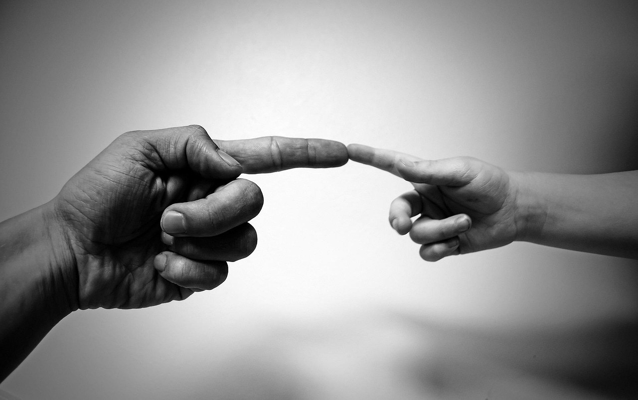 découvrez l'importance de la communication dans la vie professionnelle et personnelle. apprenez des techniques efficaces pour améliorer vos compétences en communication, renforcer vos relations et favoriser un environnement collaboratif. explorez les différents types de communication, des échanges verbaux aux médias numériques, pour faire passer votre message avec clarté et impact.